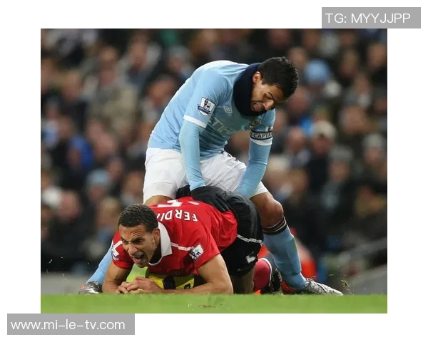 每日足球趣图带你领略绿茵场上的幽默瞬间与精彩时刻 每日足球趣图带你领略绿茵场上的幽默瞬间与精彩时刻